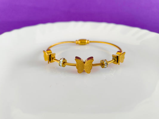 GOLD BUTTERFLY MAGNETIC BRACELET