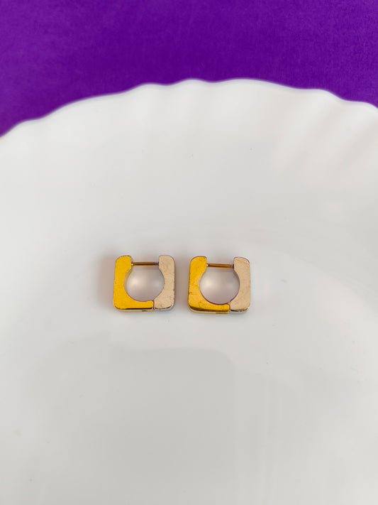 Gold Hoop Earring 6I G T6 X