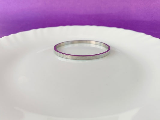 ADULT MINIMAL SILVER BRACELET X