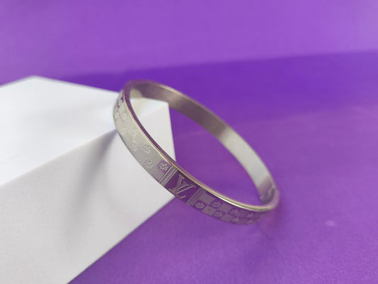 UNISEX KADA SILVER BRACELET X