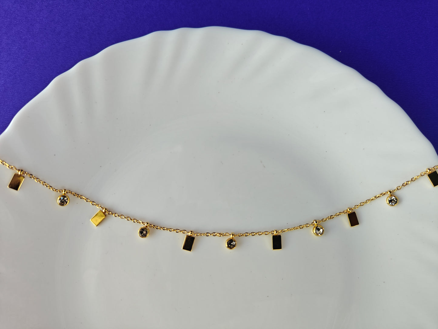 CHARM GOLD CHAIN  AI 006..