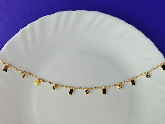 CHARM GOLD CHAIN  AI 006..