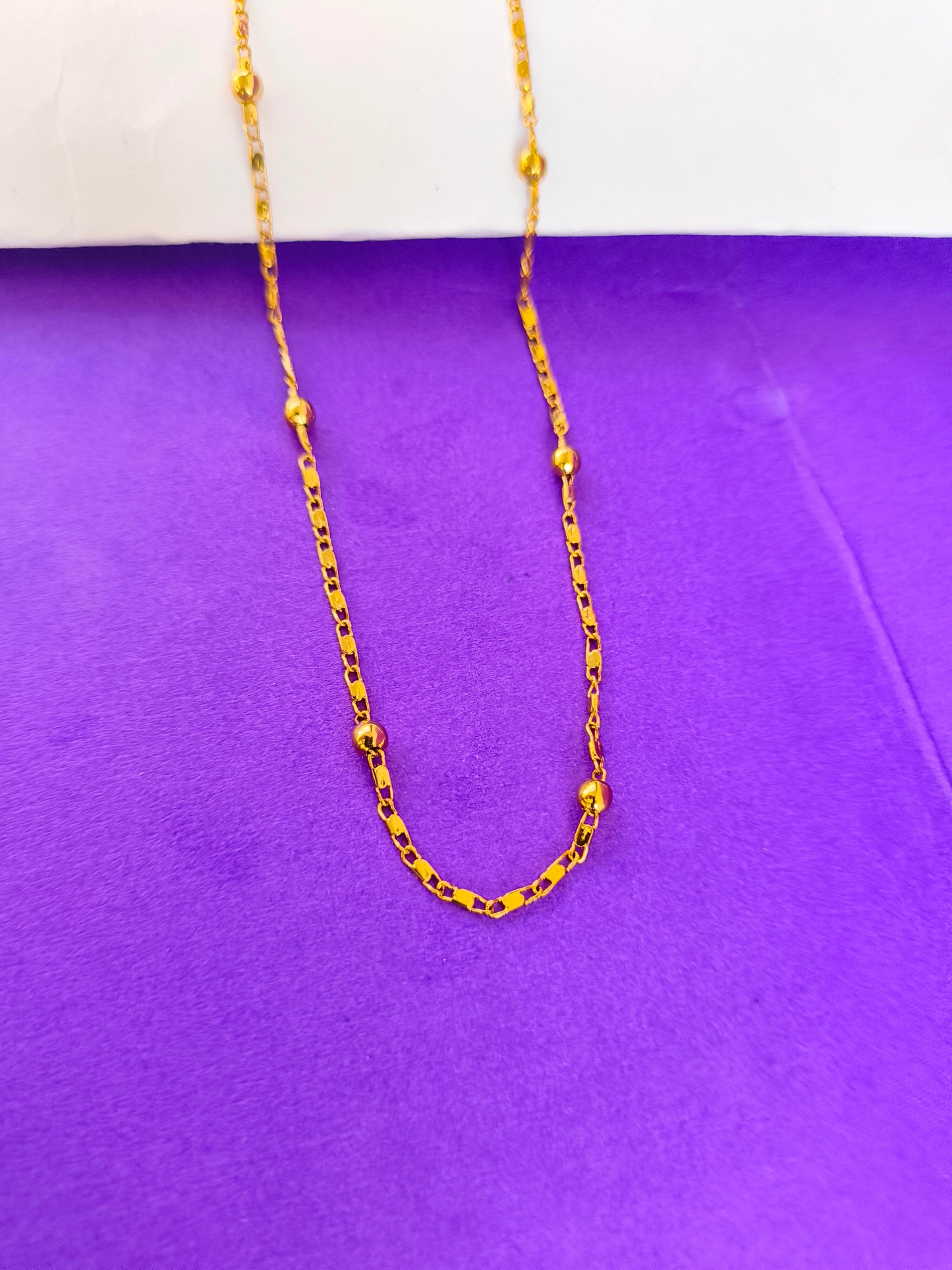 UNISEX GOLD  CHAIN D2 U