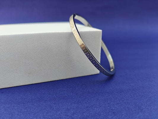 ADULT MINIMAL SILVER BRACELET X