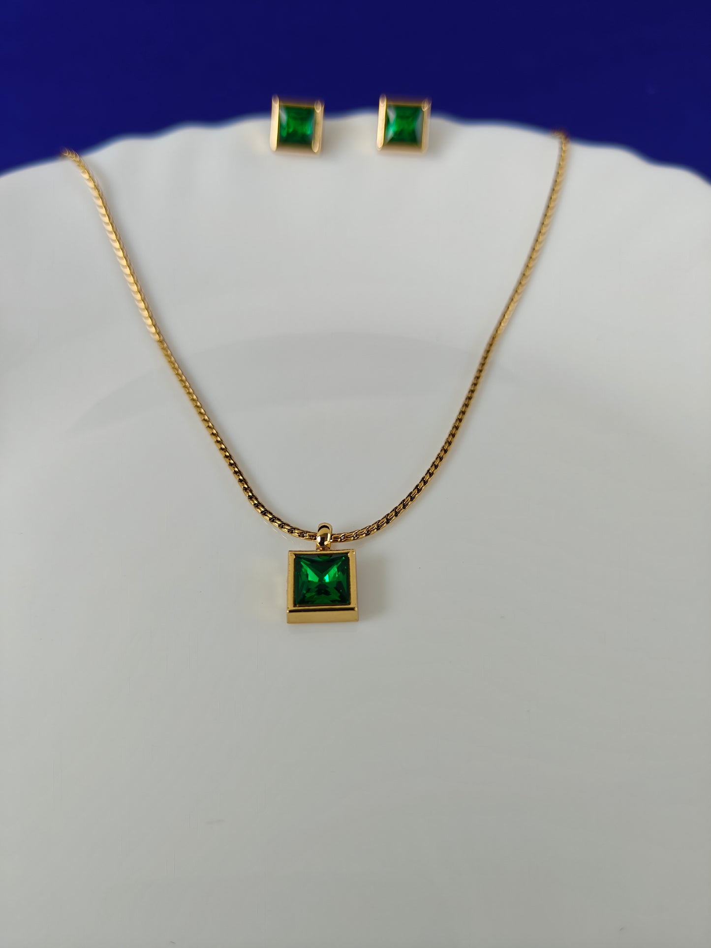 COMBO GOLD CHAIN B CE
