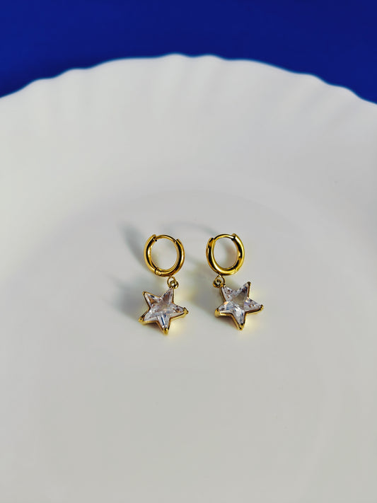 GOLD EARRING  7Q T7 X