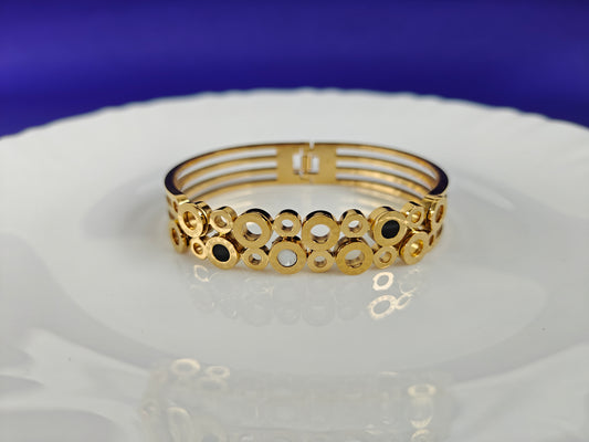 GOLD  BRACELET X