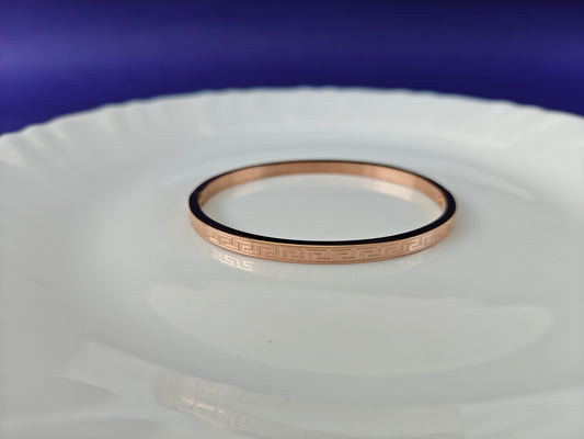 ADULT MINIMAL ROSEGOLD BRACELET X