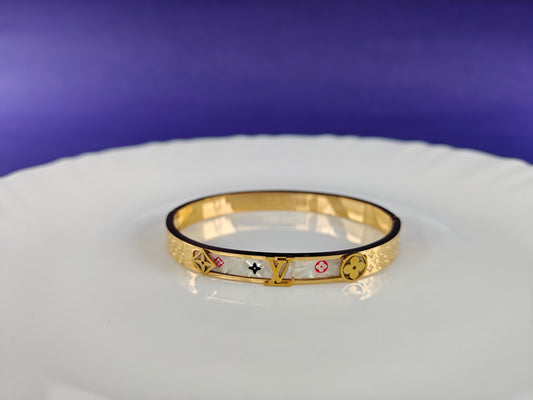 GOLD LV BRACELET X