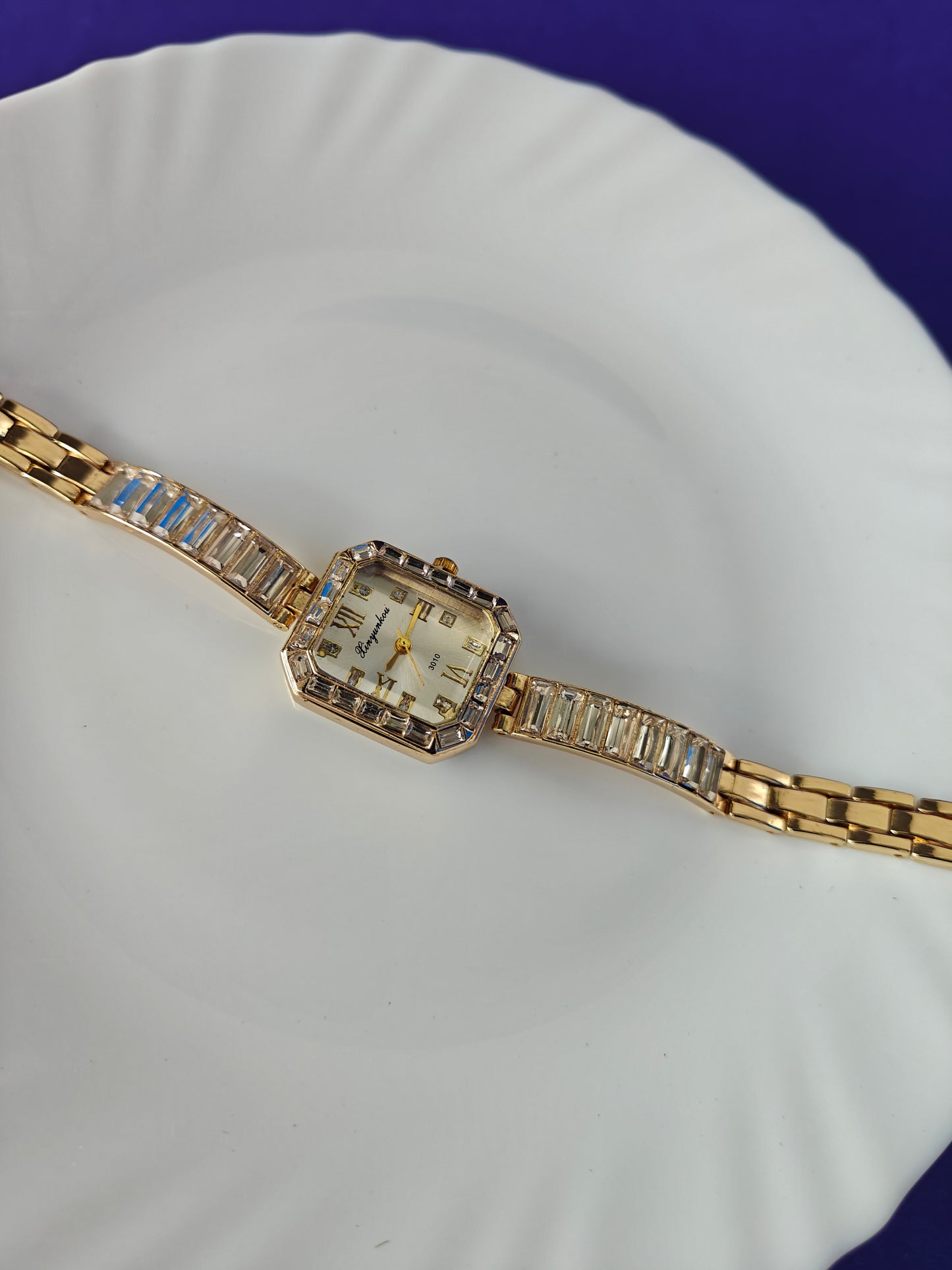 Square watch