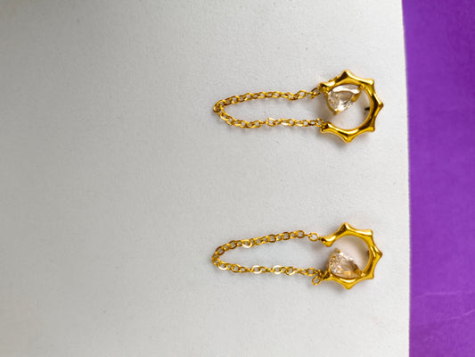 GOLD EARRING  7B T7 X
