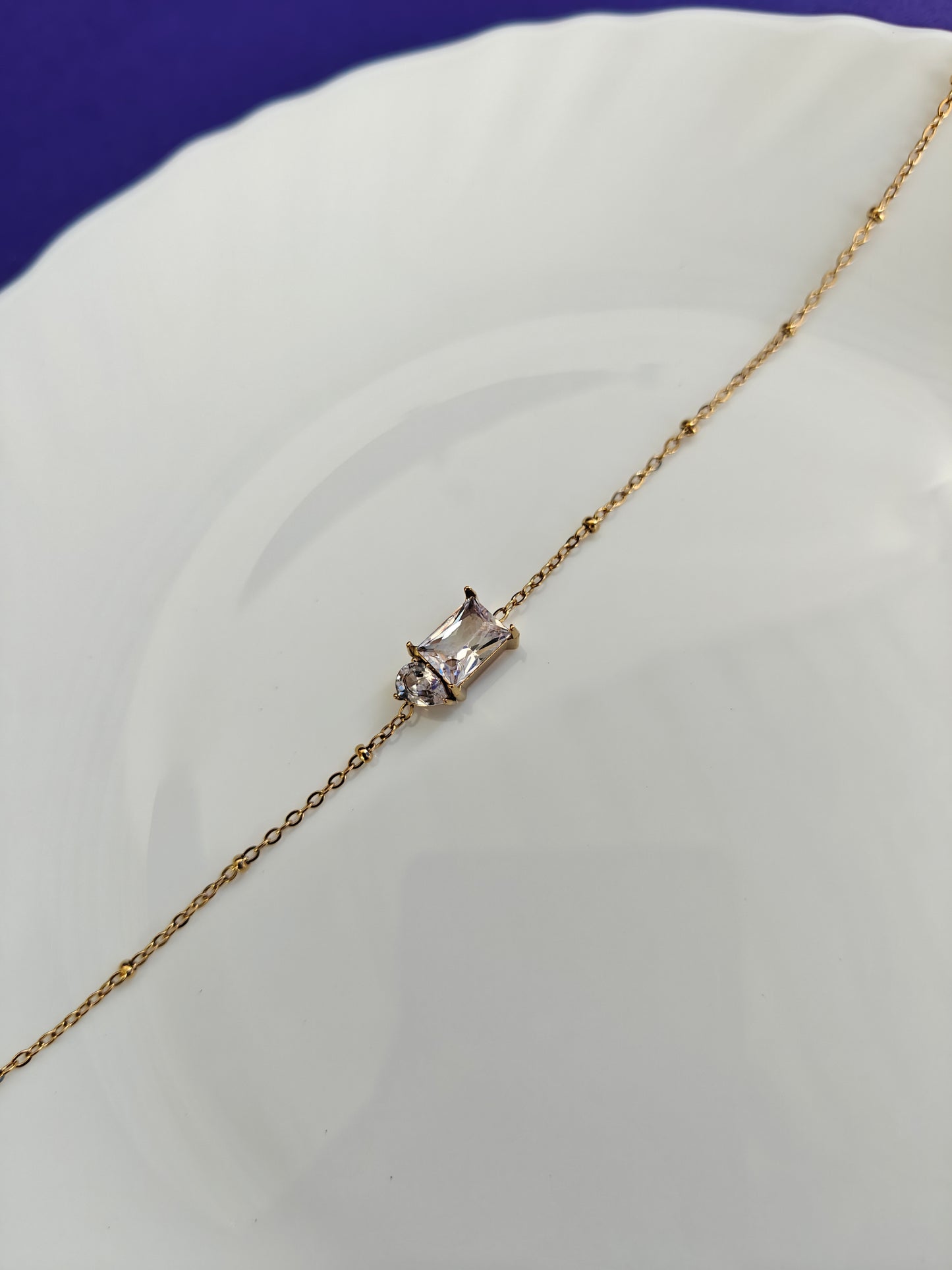 GOLD ANKLET ...