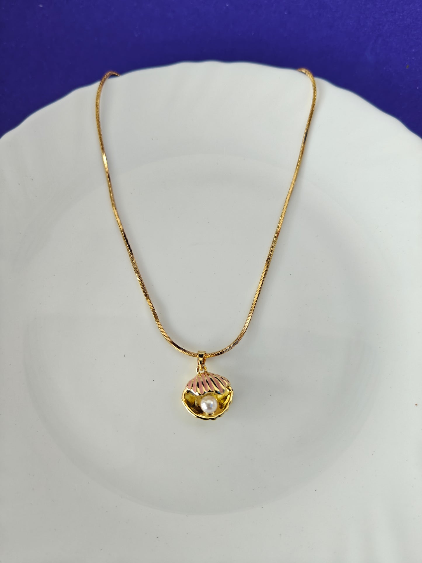 GOLD CHAIN   N S15