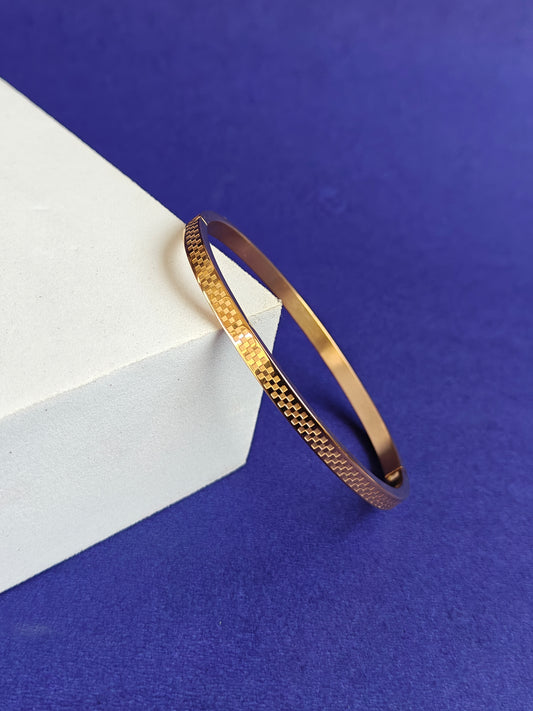 ADULT  GOLD BRACELET