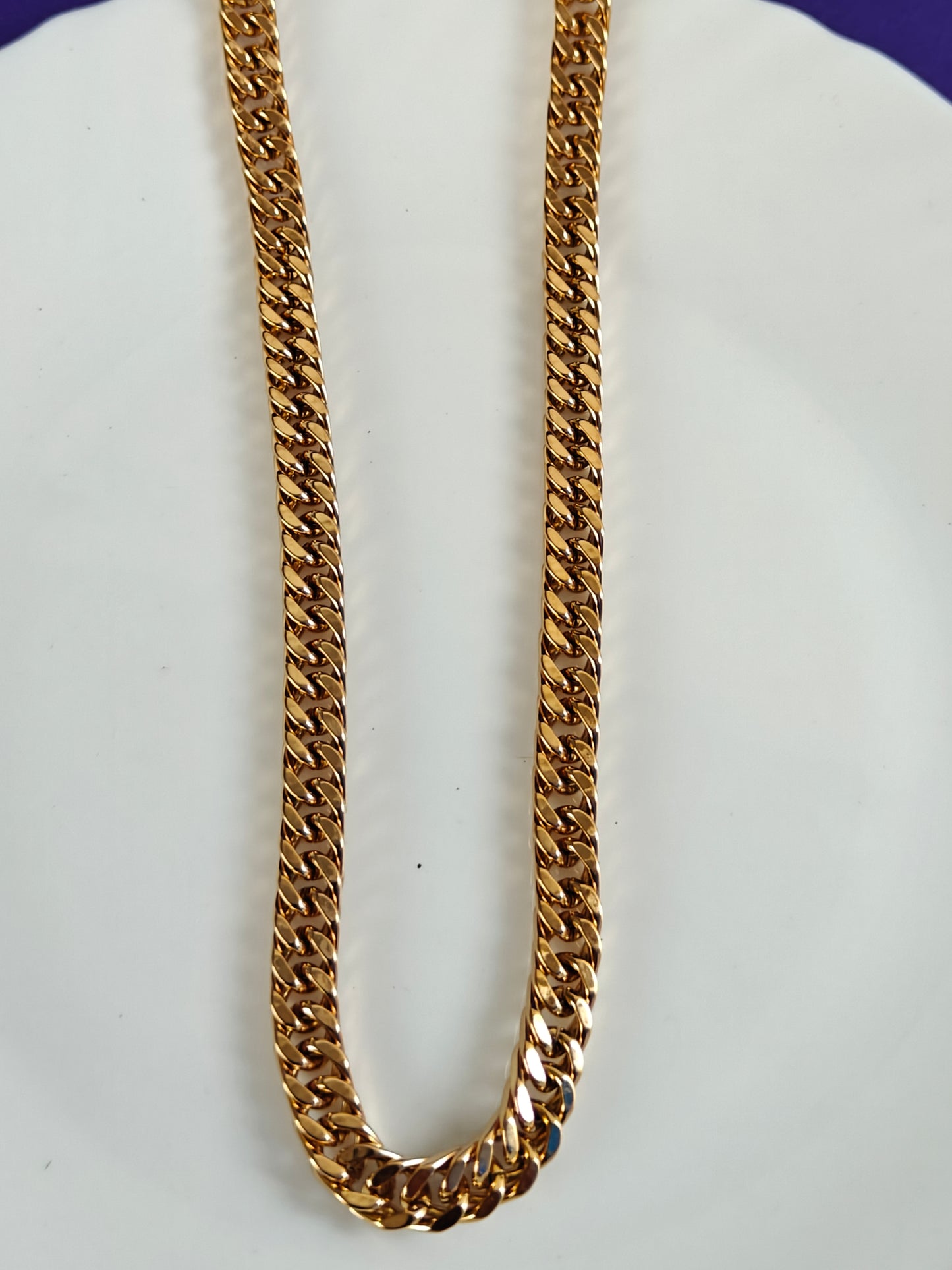 UNISEX GOLD CHAIN
