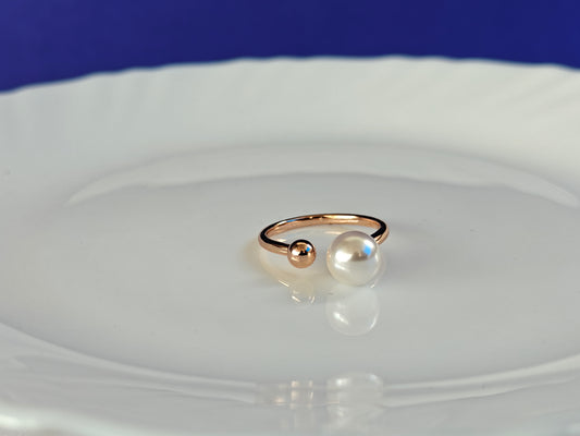 ROSEGOLD RING ..