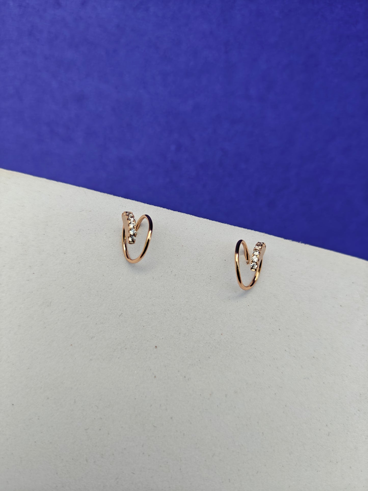 ROSEGOLD EAR CUFF A3 Z3 .