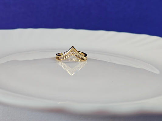 GOLD ADJUSTABLE RING ..