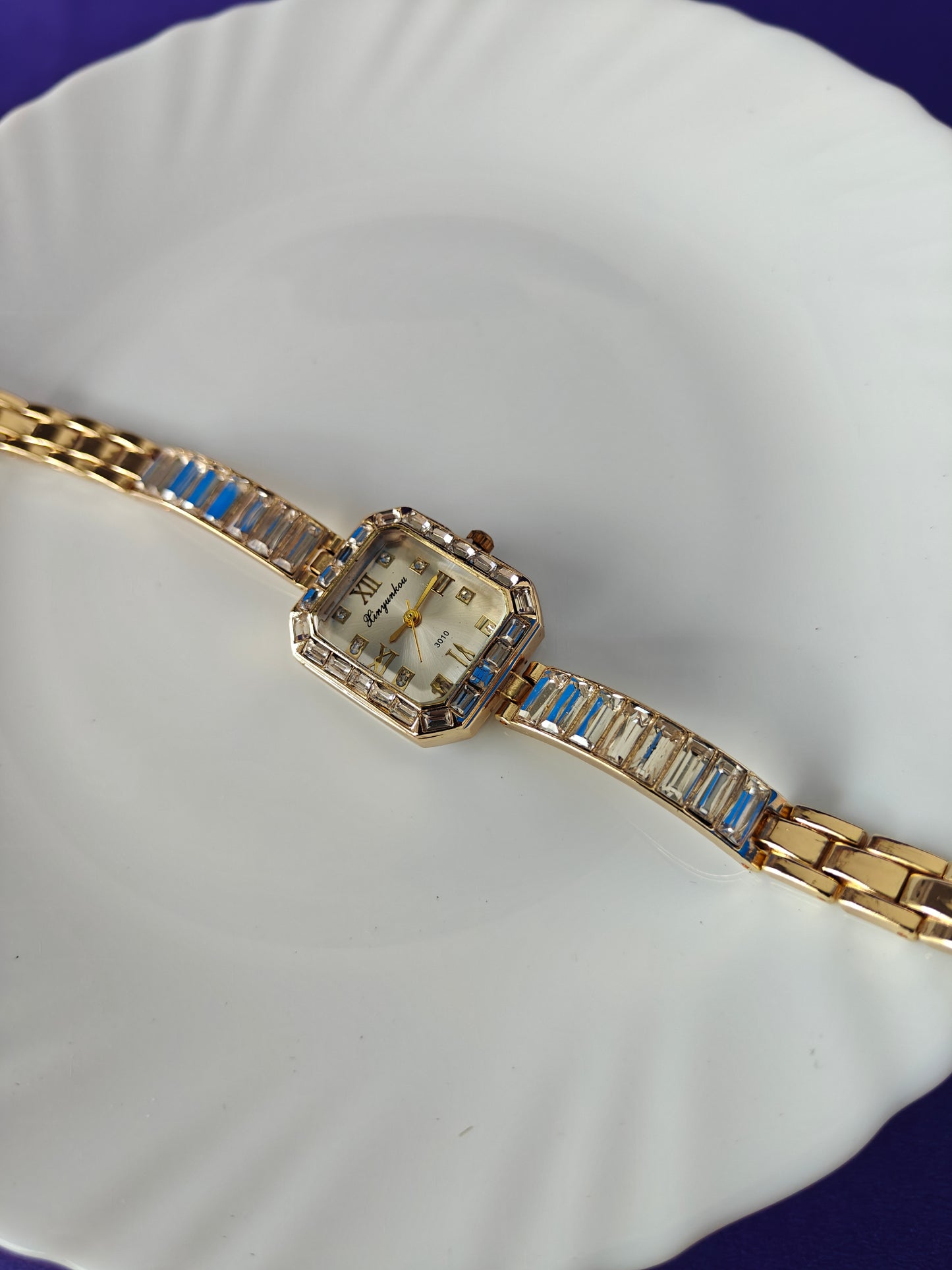 Square watch
