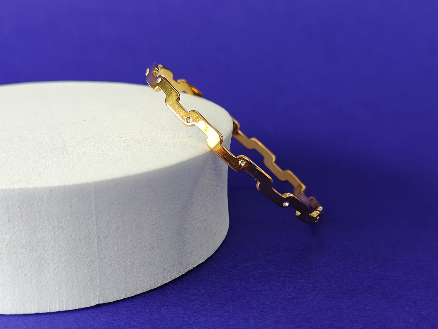 18K PLATED GOLD BANGLE PAIR