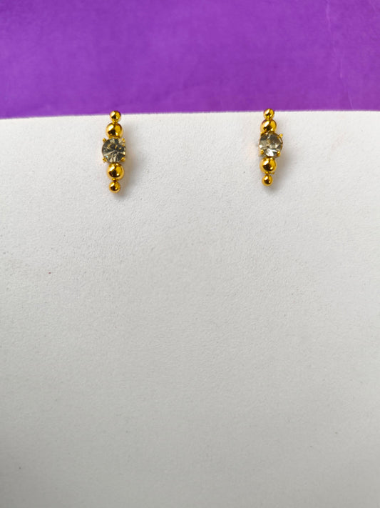 GOLD EARRING  7C T7 X