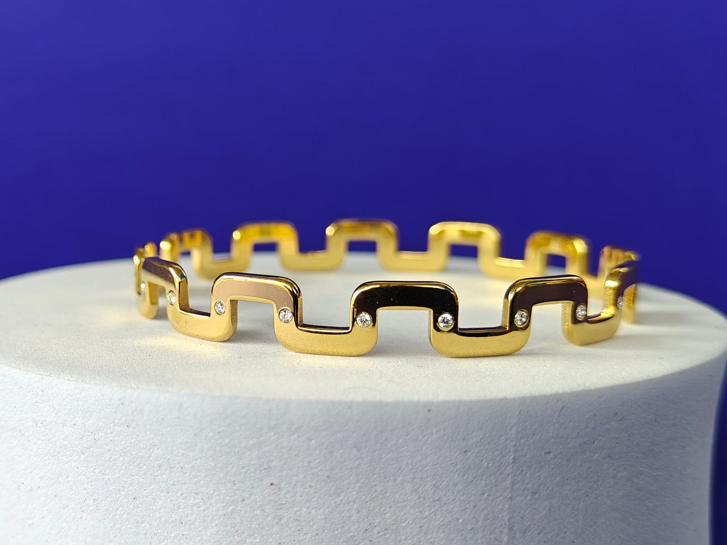 18K PLATED GOLD BANGLE PAIR