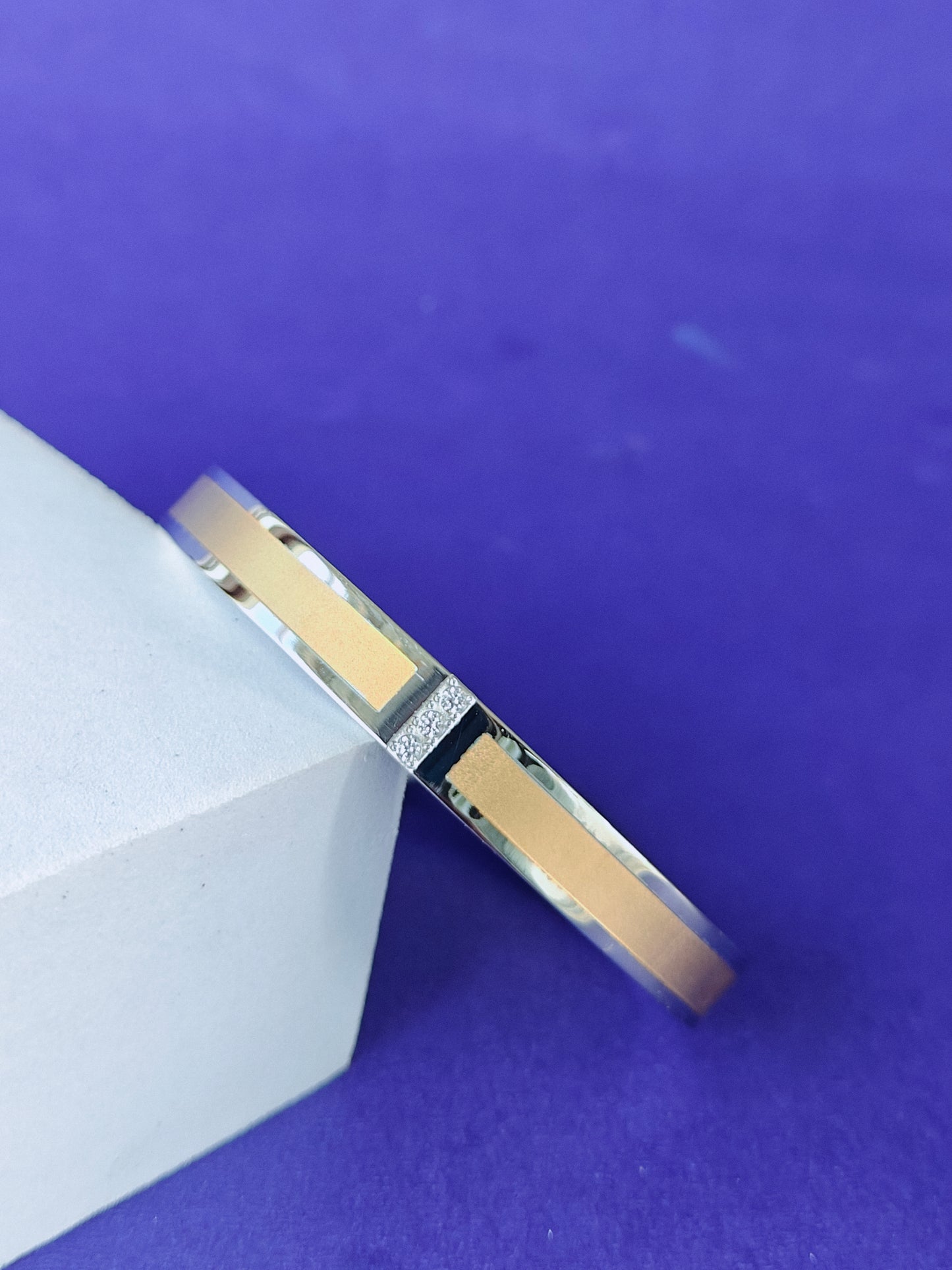 UNISEX KADA GOLD BRACELET