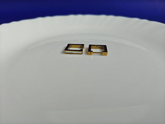 GOLD EARRING  7X T7 X