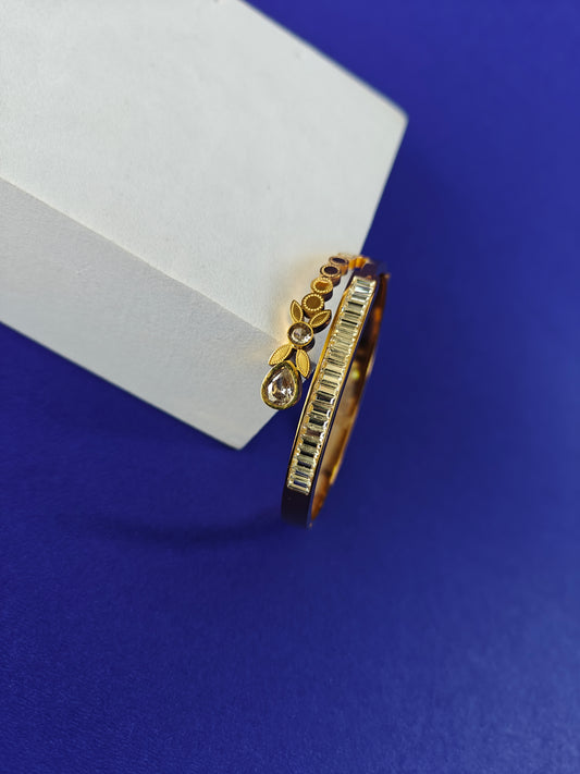KIDS GOLD BRACELET ..