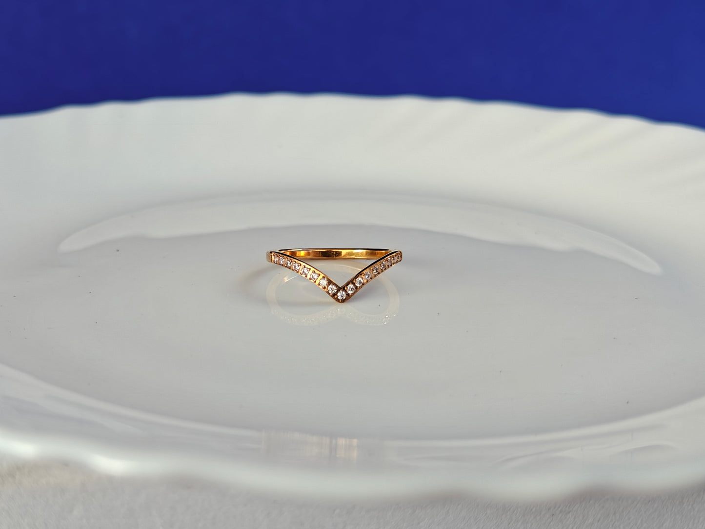 GOLD RING..