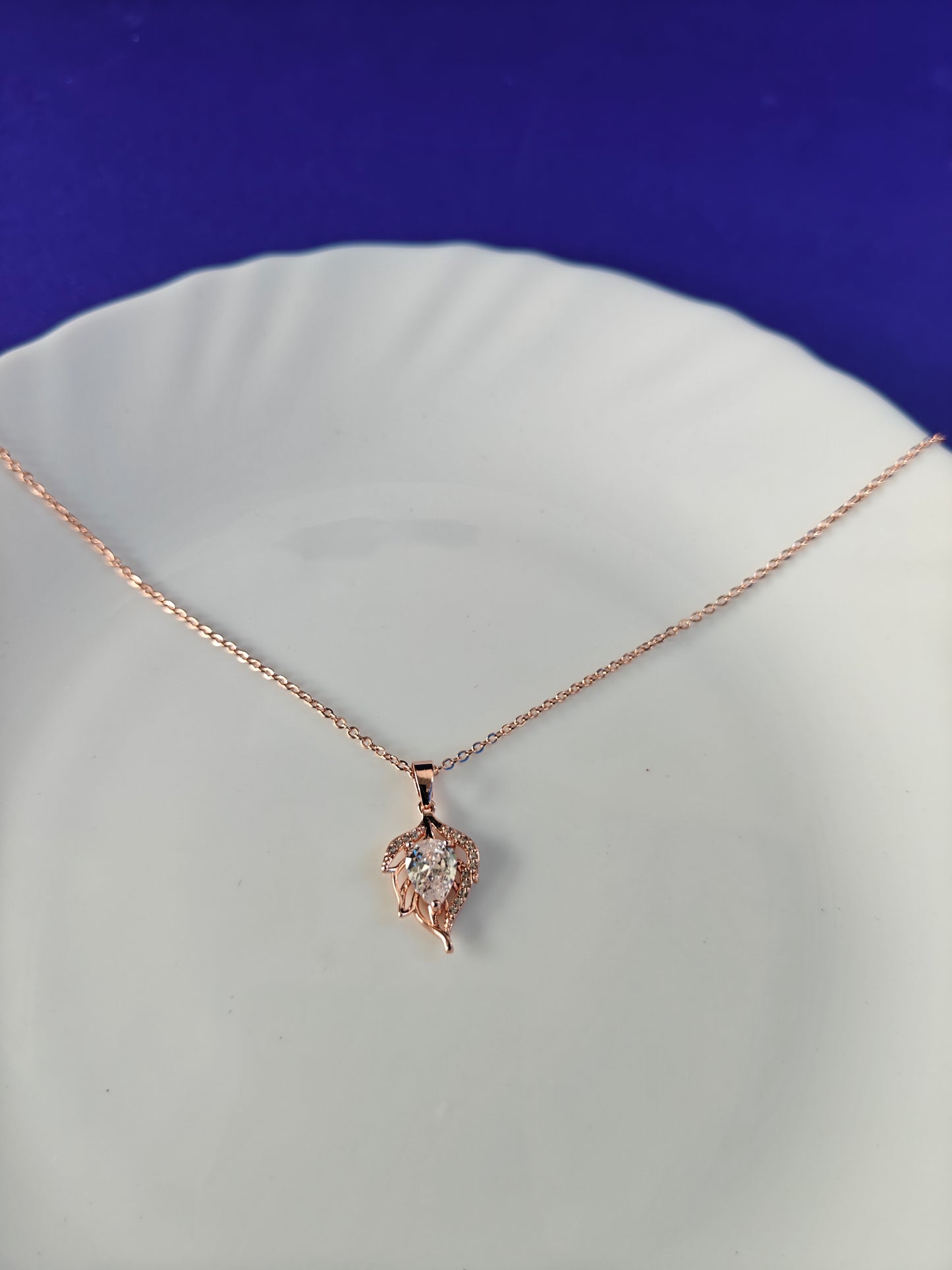 ROSEGOLD CHAIN.