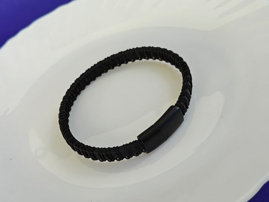 BLACK LEATHER BRACELET