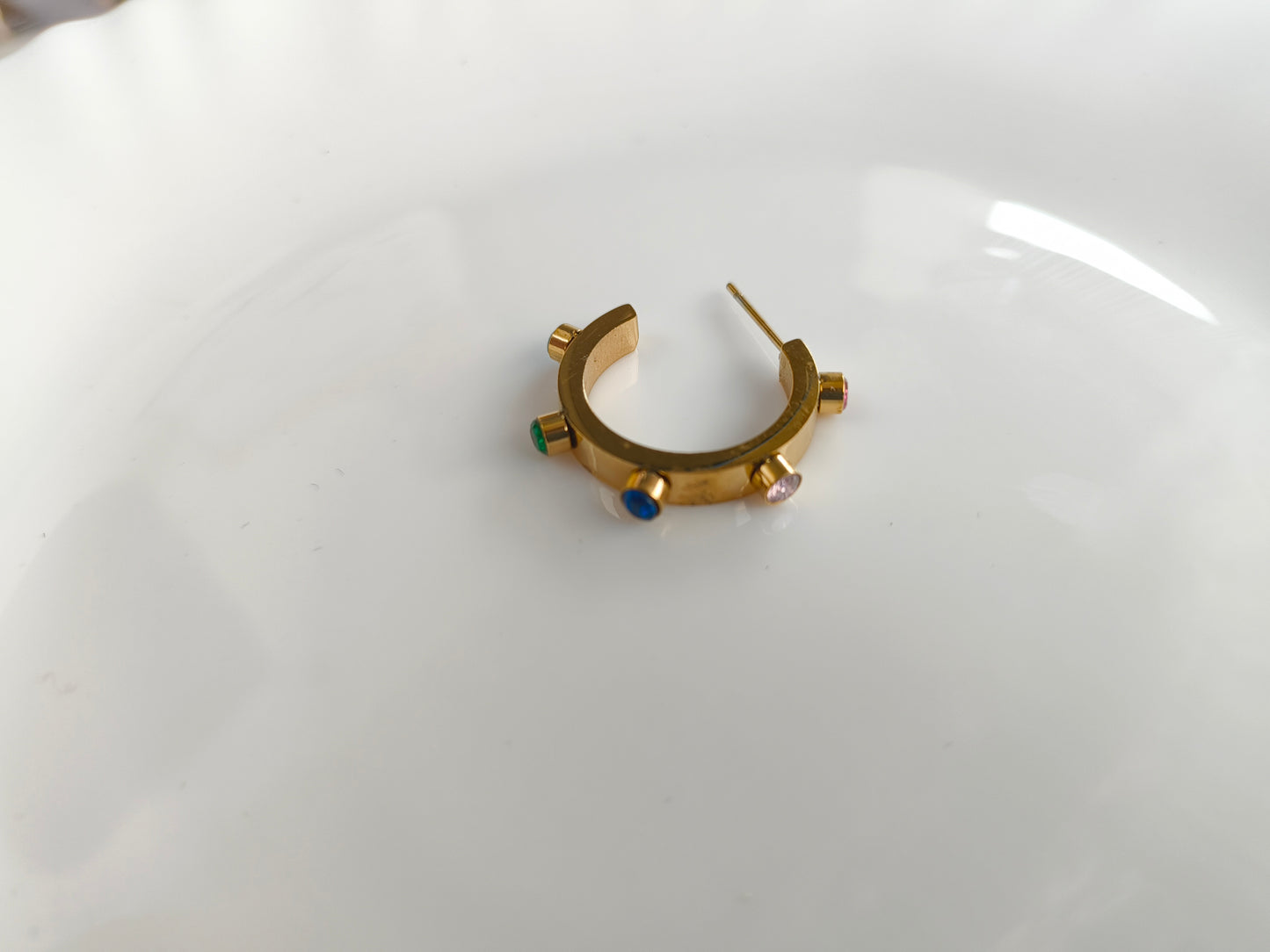 GOLD EARRING  7A T7