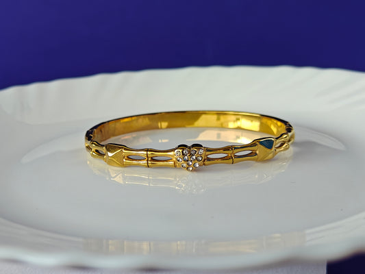 GOLD  BRACELET