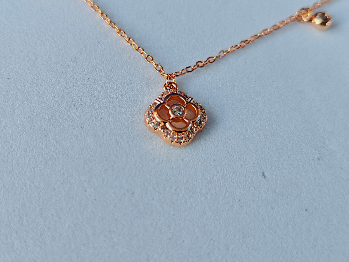 FULLY ADJUSTABLE GOLD CHAIN COMBO WITH EARRINGS