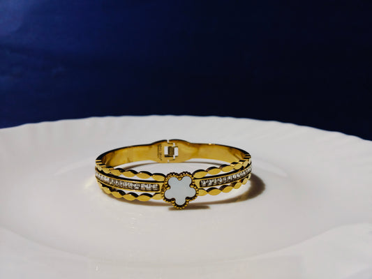 KIDS GOLD BRACELET