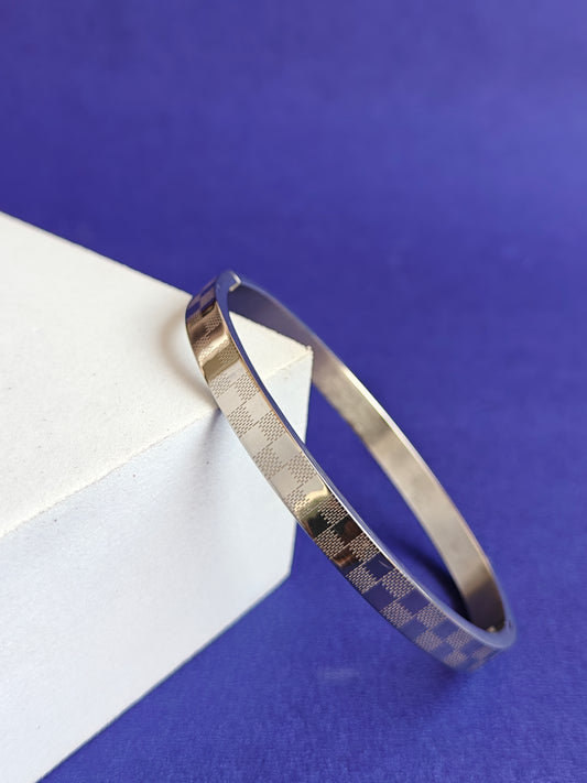 ADULT SILVER BROD  BRACELET