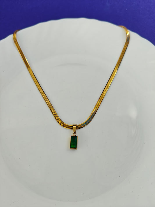 GOLD CHAIN  Y S15