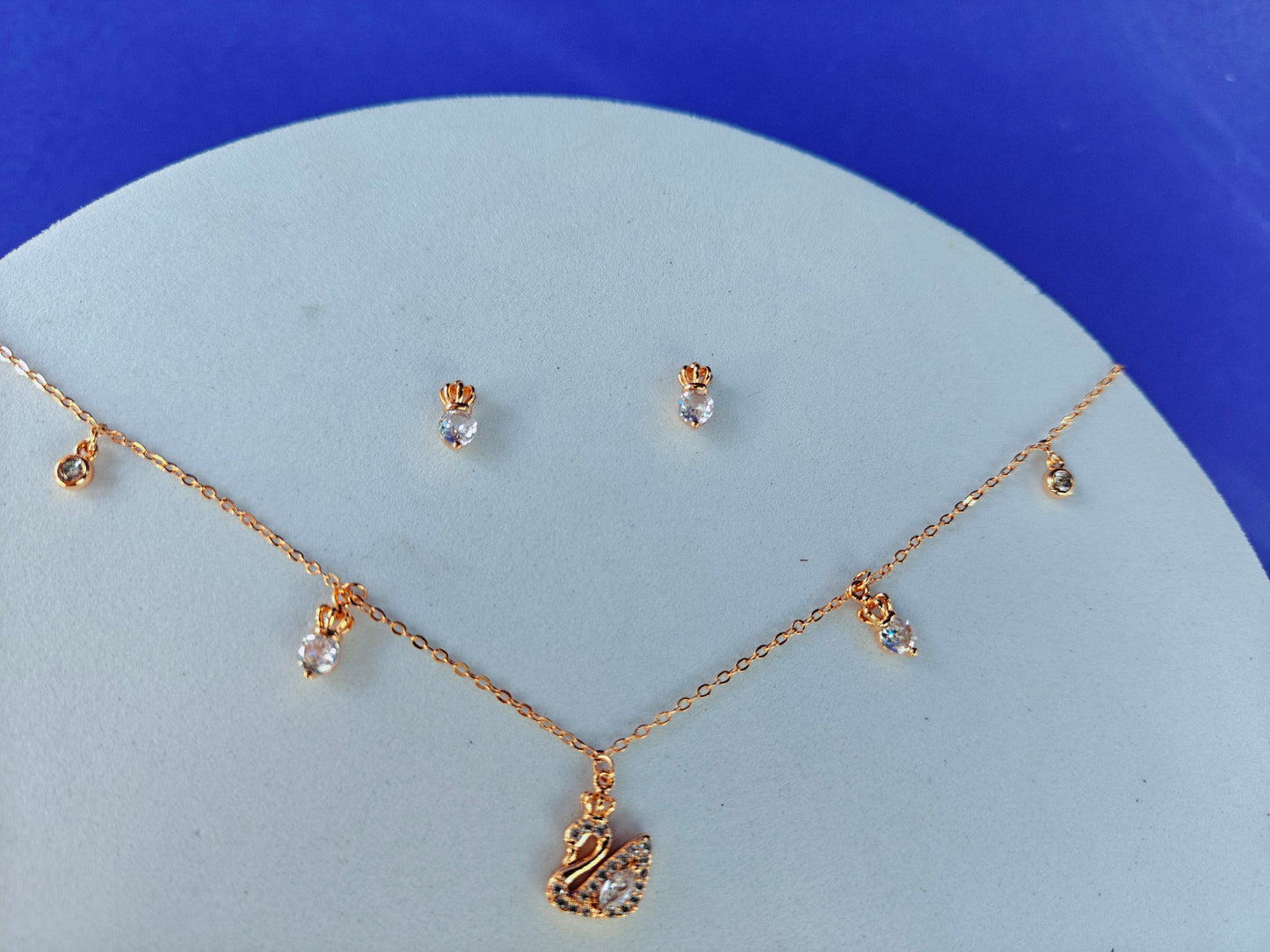 FULLY ADJUSTABLE GOLD CHAIN COMBO WITH EARRINGS
