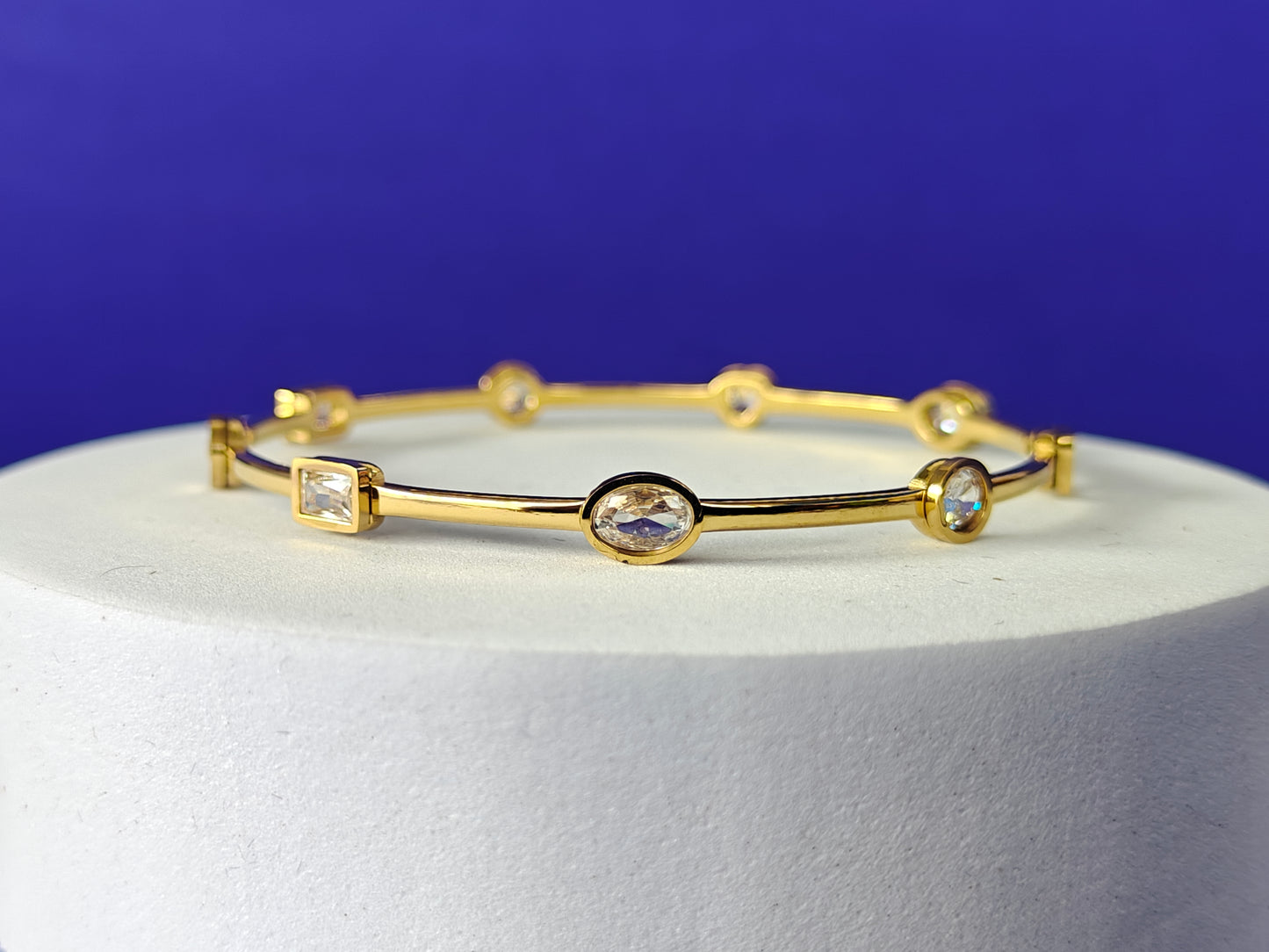 18K PLATED GOLD BANGLE PAIR