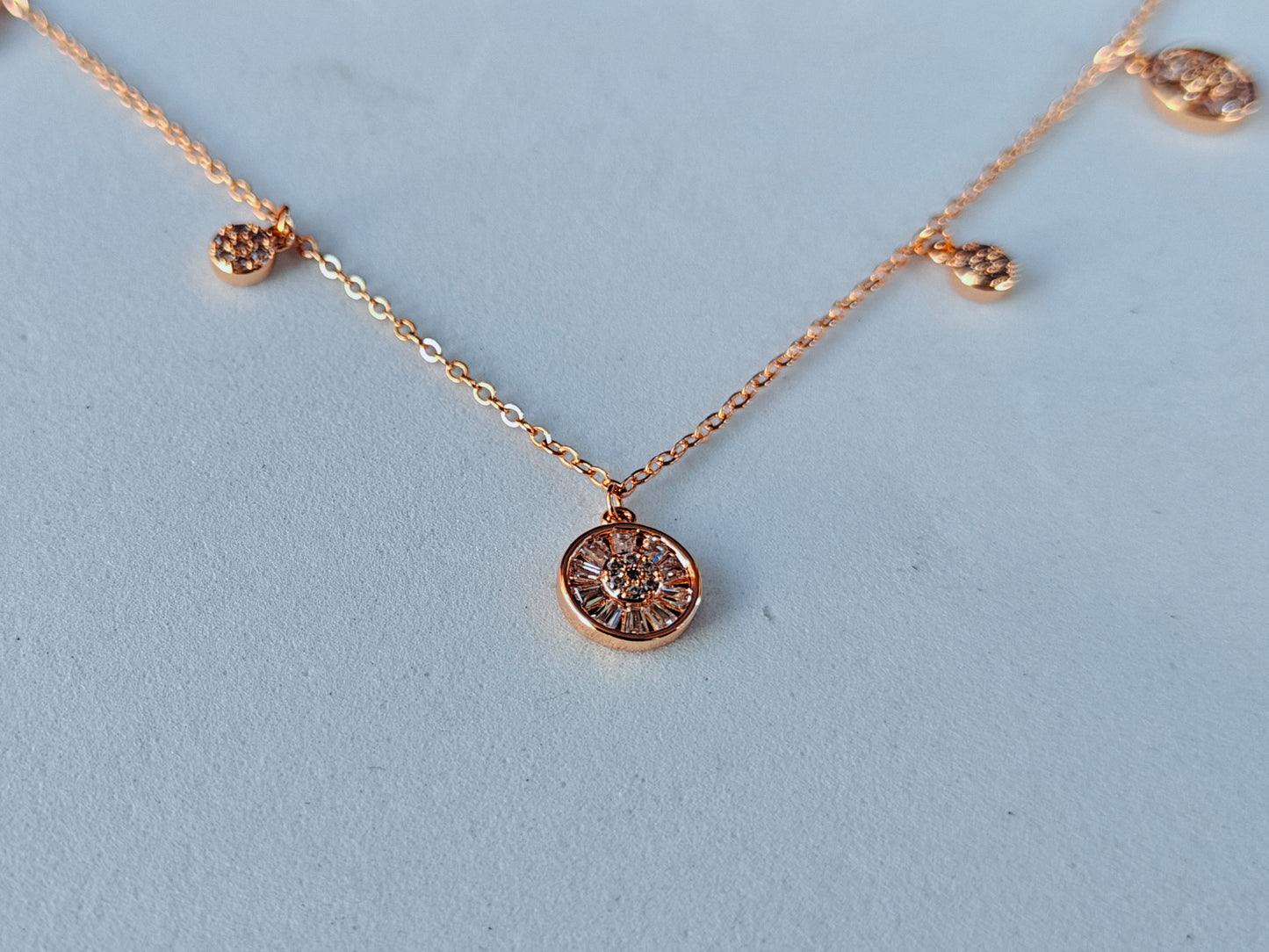 FULLY ADJUSTABLE GOLD CHAIN COMBO WITH EARRINGS