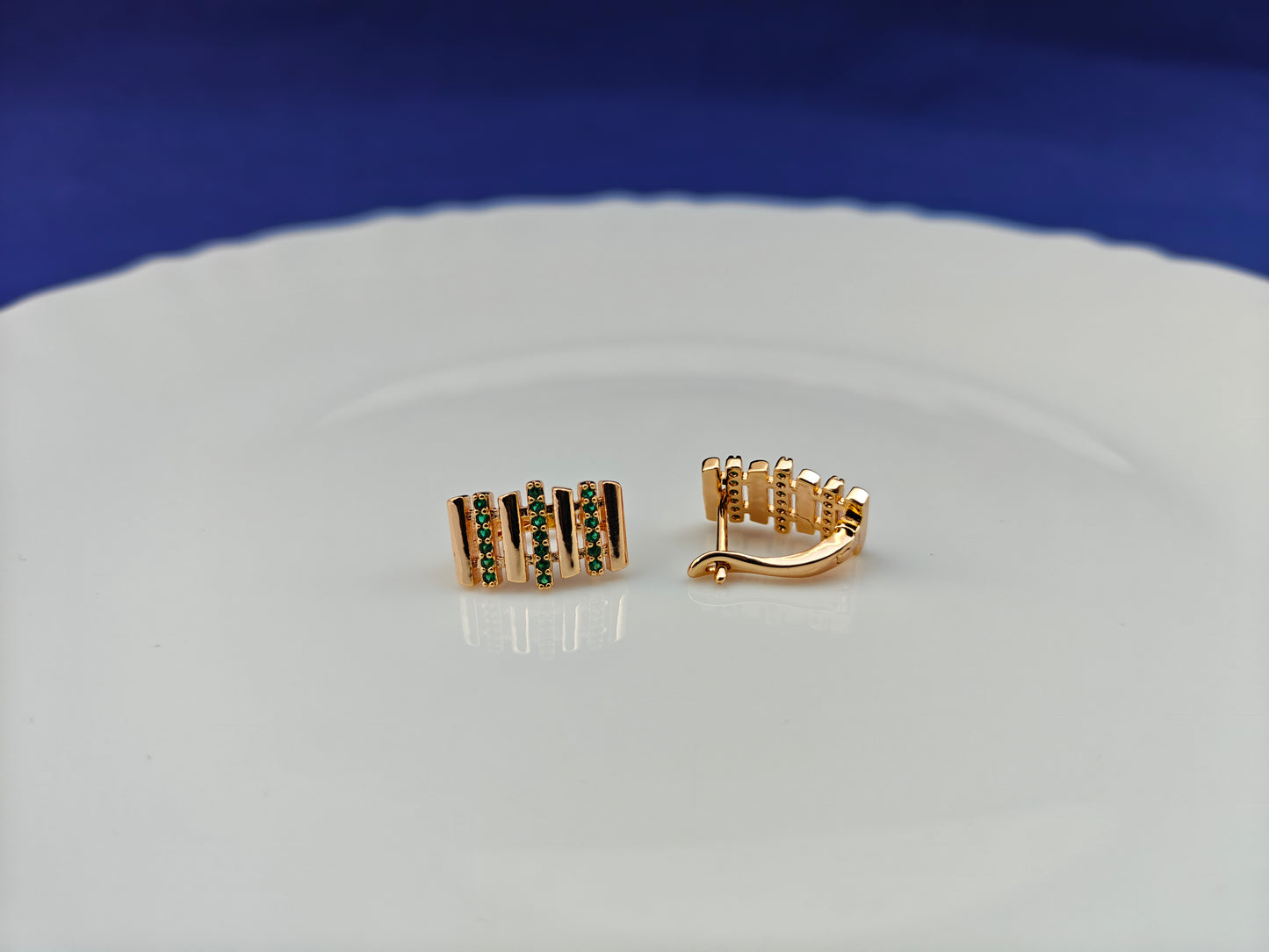 GOLD EARRING  9A T7 X
