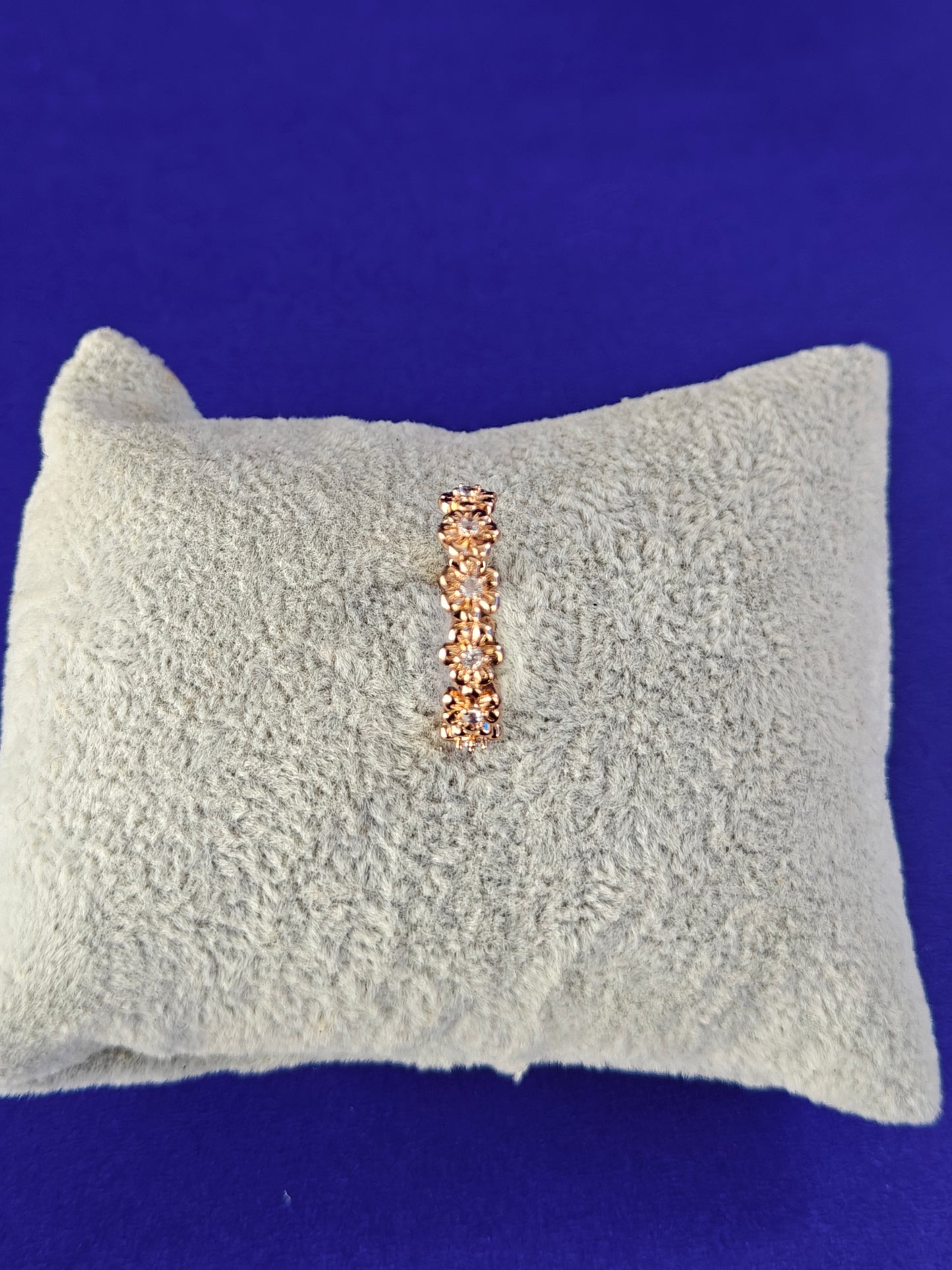 ROSEGOLD RING ..