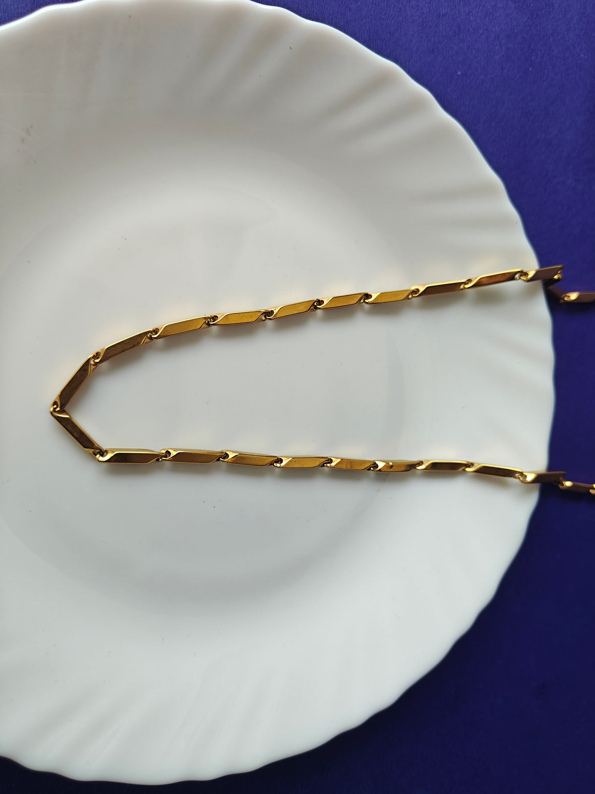 UNISEX GOLD  CHAIN A
