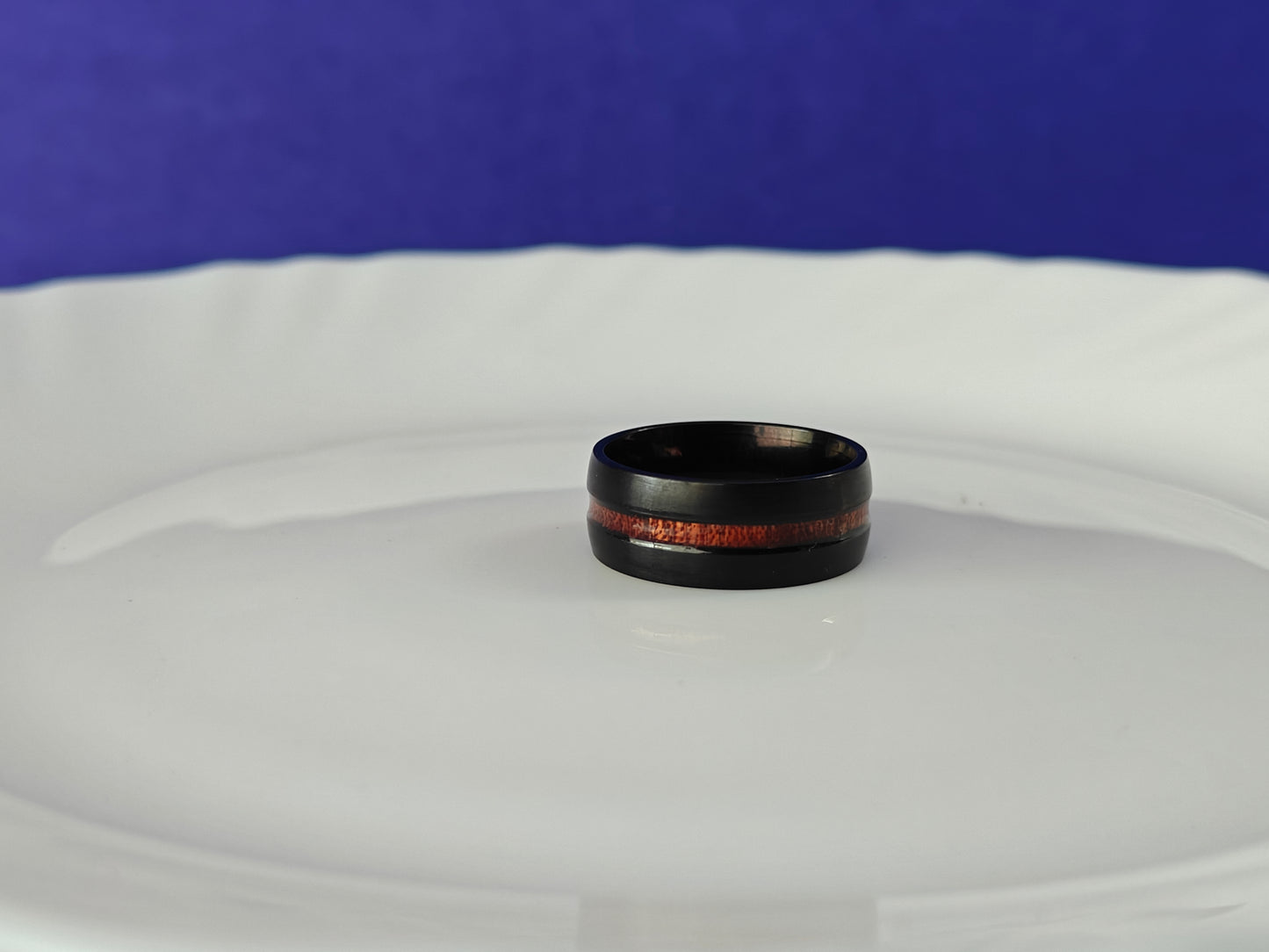MENS RING..
