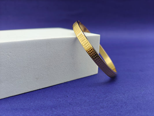 ADULT MINIMAL GOLD BRACELET X
