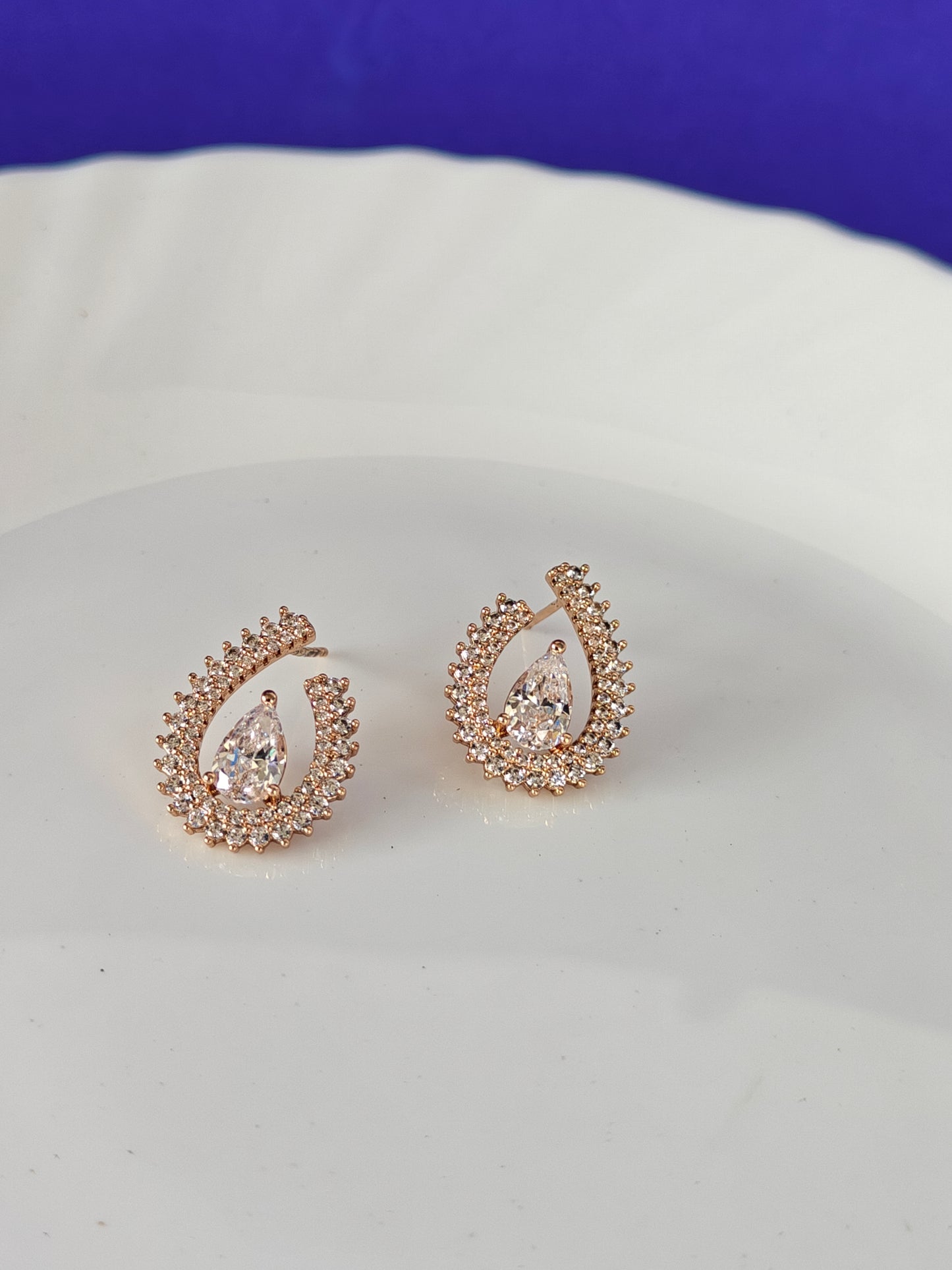 ROSEGOLD EARRING 3C BT.