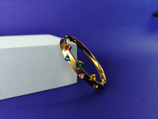 KIDS GOLD BRACELET ..