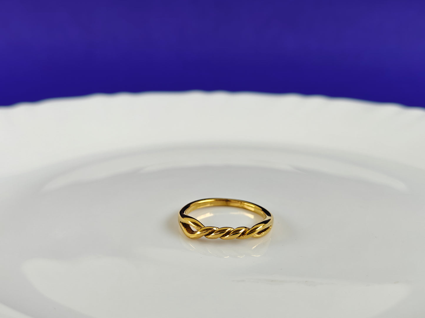 GOLD RING X