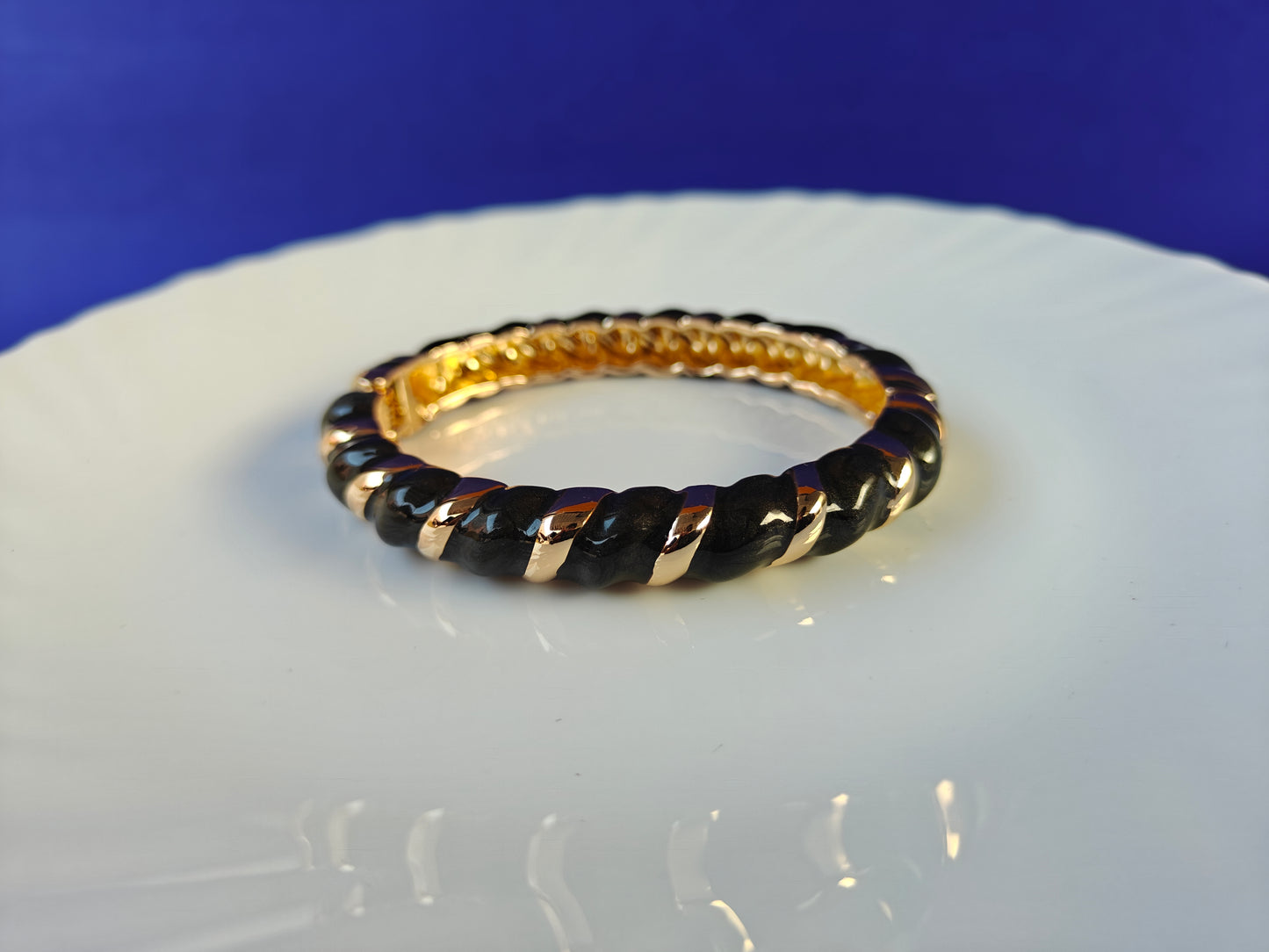 VINTAGE BRACELET